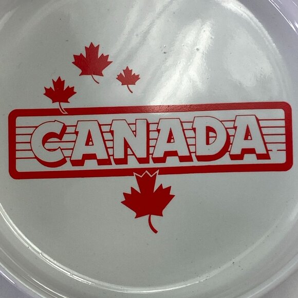 Vintage Canada Souvenir Maple Leaf Red White Ashtray 5 inch - Picture 2 of 8